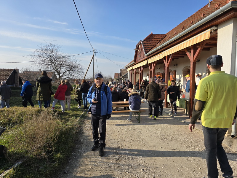 Falánk Fánkfalók Találkkozója a kultPincében