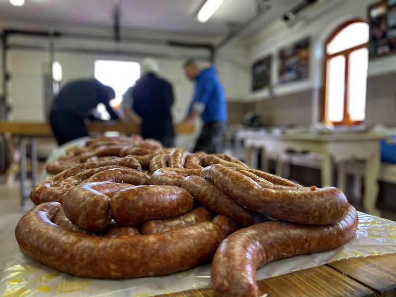 Disznóvágás, disznótor, Kultpince