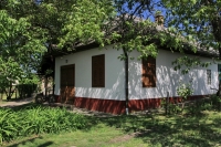 Tavaszi csámborgás a pincefaluban