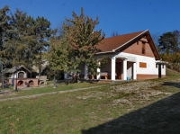 Séta az őszi pincefaluban