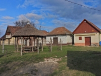 Téli séta a pincefaluban