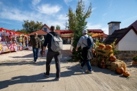 Tök jó barangolások a Monori Pincefaluban – Egy felejthetetlen nap a napsütésben