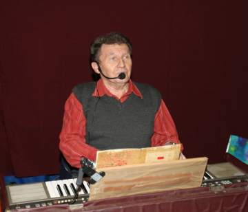 Petrik Sándorra, a pincefalu muzsikusára emlékezünk