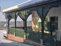 A VENDÉGLÁTÁST KOMOLYAN GONDOLJÁK