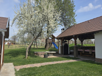 Pincefalu séta nagypénteken