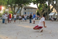 Petanque pálya avatása a KultPincében szakavatott versenyzők segítségével!