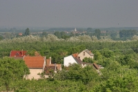 Monor, kilátó a monori Strázsa-hegyen